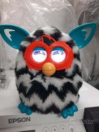 Furby boom bianco e nero 2013 A4339 Hasbro