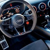 Audi TTRS 2.5 TFSI 4 S-TRONIC 