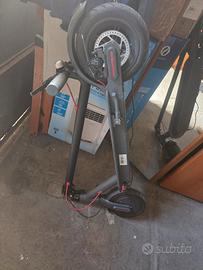 monopattino elettrico mikado sports 25km/h