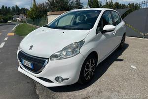 Peugoet 208 autocarro 2014/2015 