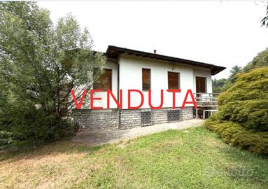 Villa di 209 m² con 4 locali a Cantù