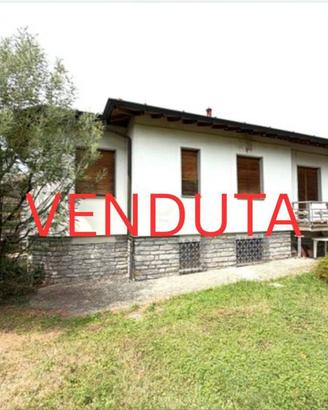 Villa di 209 m² con 4 locali a Cantù
