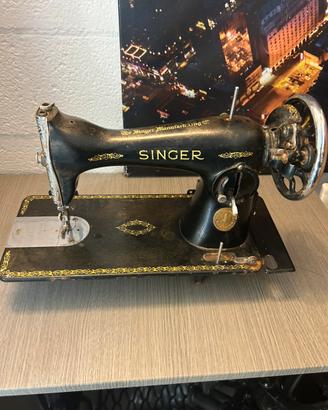 Macchina da cucire singer prima metà ‘900