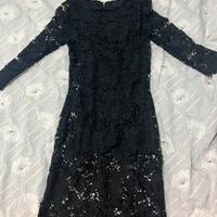 Vestito nero pizzato fiori