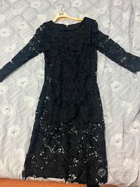 Vestito nero pizzato fiori