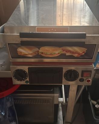 Piastra/forno griglia  per panini vetroceramica