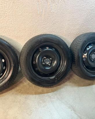 CERCHI E GOMME INVERNALI 185/65 R15 88T HANKOOK