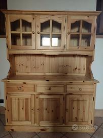 Credenza stile tirolese