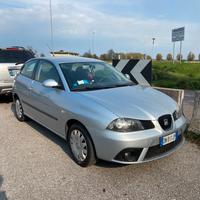Seat Ibiza macchina neopatentati 2800€ trattabili