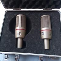 Microfoni a condensatore.
