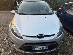 FORD Fiesta 1.4 TDCi 68CV 5p Titanium senza lavo