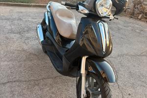 Piaggio beverly 125 tourer 2009 Perfetto 34.000km.