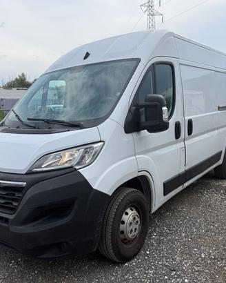 Opel Movano 2023 L2- H2 DOPPIA PORTA LATERALE