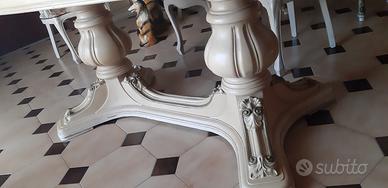 tavolo stile veneziano 