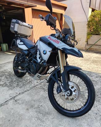 BMW f 800 gs permuto  28/8/26 in concessionaria