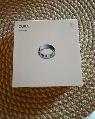 Oura Ring 4 Silver Taglia 7 – Nuovo Sigillato