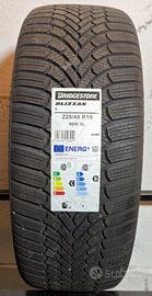 4 Pneumatici 225/45 R19 Bridgestone Blizzak 6