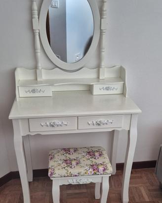 Toeletta/mobile trucco
