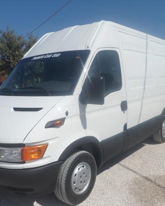 Iveco Daily 35s11 furgone medio alto