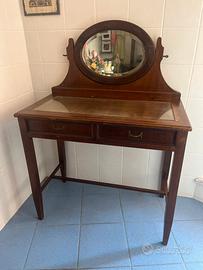 Toilette toeletta specchio  bagno meta 1900