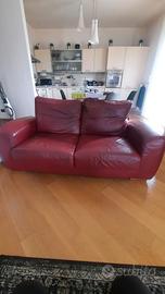 divano in vera pelle rosso bordeaux