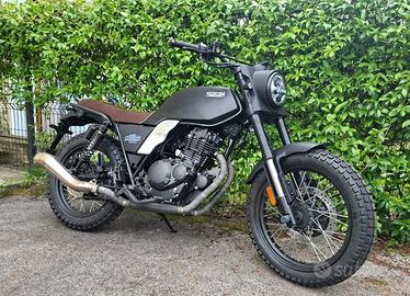 PROMO SCHOCK**BRIXTON FELSBERG 250cc BLACK