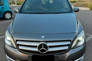 Mercedes B180 blue efficiency