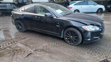 JAGUAR XF 2010 SOLO PER RICAMBI