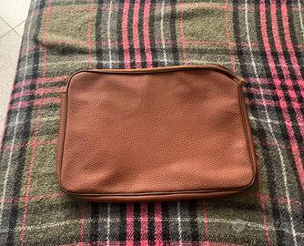 Borsello vintage con chiusura marrone