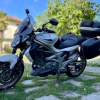 Suzuki SFV Gladius 650 - 2011
