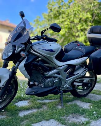 Suzuki SFV Gladius 650 - 2011