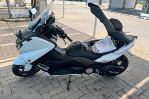 Tmax 530 2013