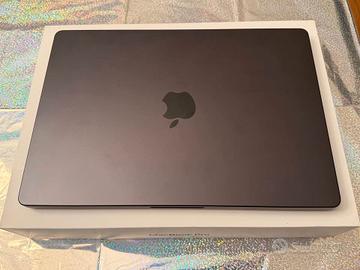 MacBook Pro 14” M5