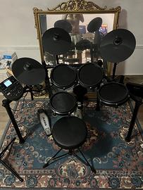 ALESIS Nitro Mesh Kit + accessori