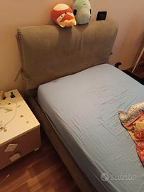 Letto singolo imbottito