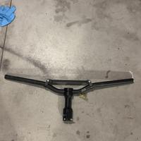 Manubrio naked con mozzo