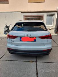 Audi Q3  35 tdi s-tronic business