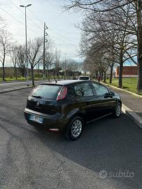 FIAT PUNTO EVO 1.2 BENZINA 69CV(Prezzo trattabile)