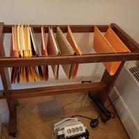 Archivio cartelle sospese realizzato da artigiano