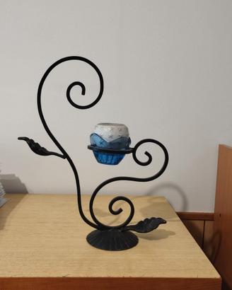 Candelabro in  ferro battuto lavorato a mano