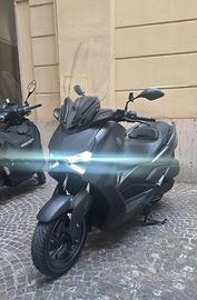 YAMAHA X-MAX 300 2023 IN GARANZIA