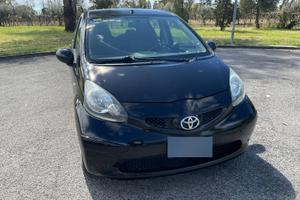 Toyota AYGO SOL 998cc. Unico proprietario €.3900