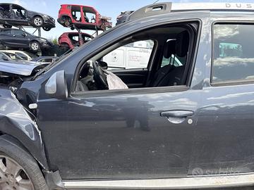 PORTIERA ANTERIORE SINISTRA DACIA Duster 1Â° Serie