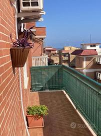 POMEZIA TRILOCALE ARREDATO Con BALCONE