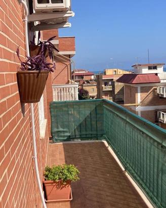 POMEZIA TRILOCALE ARREDATO Con BALCONE