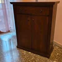 Credenzina in legno 2 ante 