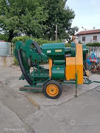 Macchina Raccoglinocciole - Monchiero
