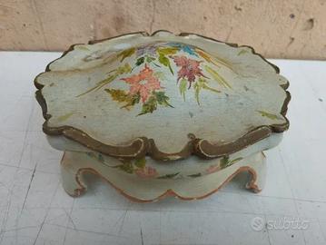 Antico cofanetto portagioie veneziano in legno