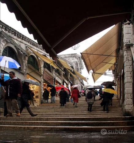 Spazio Commerciale nei pressi del Ponte di Rialto