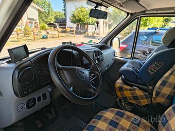 camper usato Ford letto castello